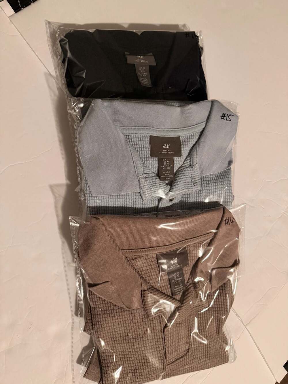 3 H&M Slim Fit Waffle Knit Short Sleeve Polo Shirt Black, Brown & Baby Blue